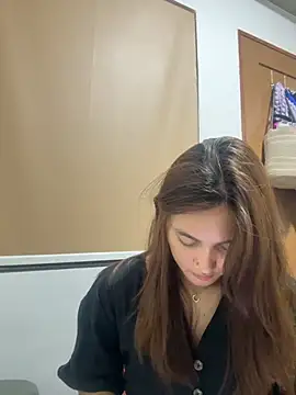 LanySylvia online show from 17, 10, 2025