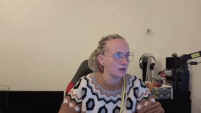 lisa yummi online show from 16, 4, 2026