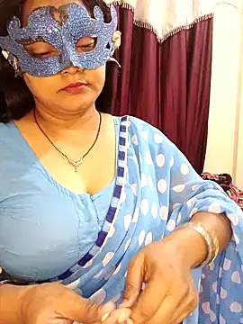 Snapshot of MEERAcle chatting on 2, 4, 2026 MEERAcle online show from 2, 4, 2026