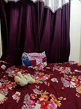 Snapshot of MEERAcle chatting on 2, 4, 2026 MEERAcle online show from 2, 4, 2026