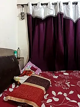 Snapshot of MEERAcle chatting on 10, 4, 2026 MEERAcle online show from 10, 4, 2026