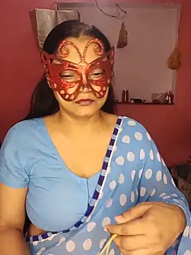 Snapshot of MEERAcle chatting on 4, 6, 2026 MEERAcle online show from 4, 6, 2026
