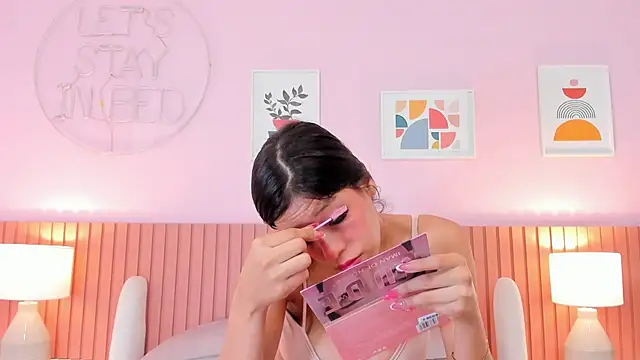 catalina jolie online show from 17, 11, 2025