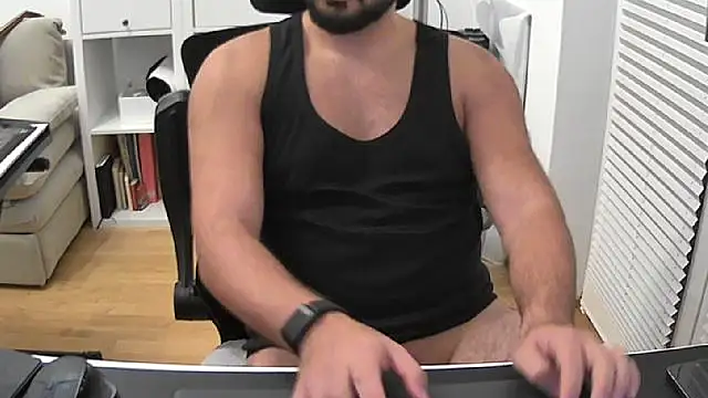 Snapshot of Velvetvoyager69 chatting on 4, 11, 2025 Velvetvoyager69 online show from 4, 11, 2025