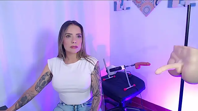 Natasha cam222 online show from 28, 11, 2025