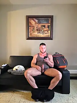 Snapshot of MushroomM1 chatting on 4, 5, 2026 MushroomM1 online show from 4, 5, 2026