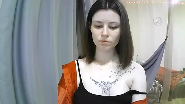 EdlinEngelby online show from 8, 11, 2025