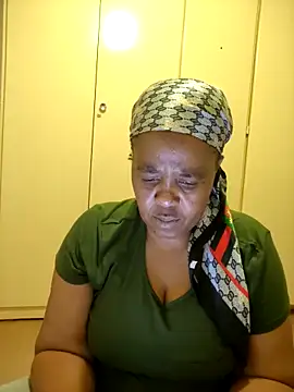 Snapshot of Ebonyboobsmilk chatting on 9, 10, 2025 Ebonyboobsmilk online show from 9, 10, 2025