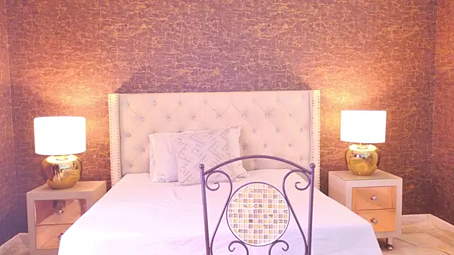 kaylie mitchel online show from 13, 4, 2026