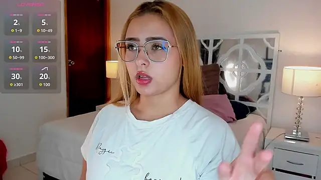 MikaelaStone online show from 7, 11, 2025