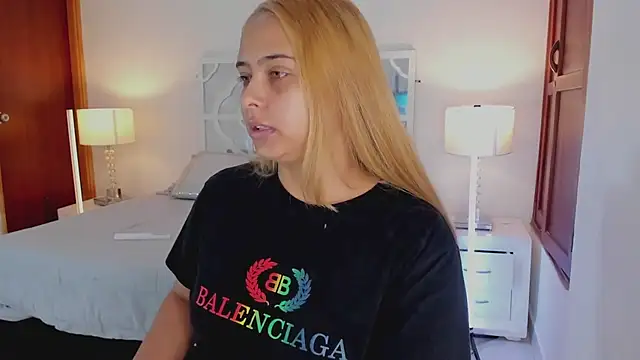 MikaelaStone online show from 16, 2, 2026