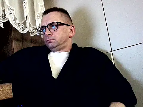 Snapshot of bajka760 chatting on 20, 11, 2025 bajka760 online show from 20, 11, 2025