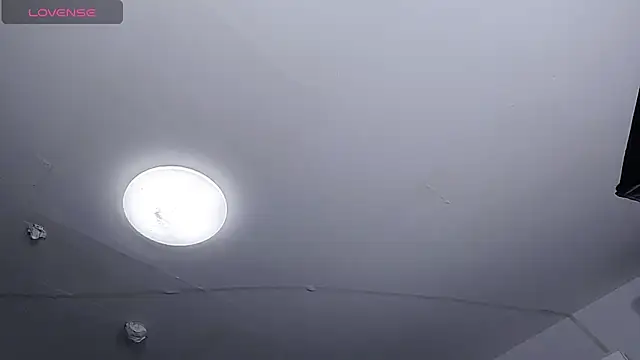 Snapshot of YIWA-2000 chatting on 20, 10, 2025 YIWA-2000 online show from 20, 10, 2025