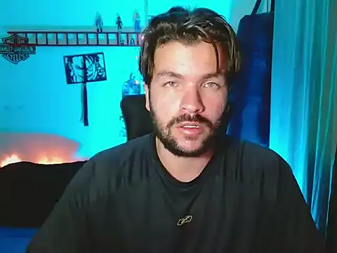 cortelioni massimo  online show from 21, 10, 2025