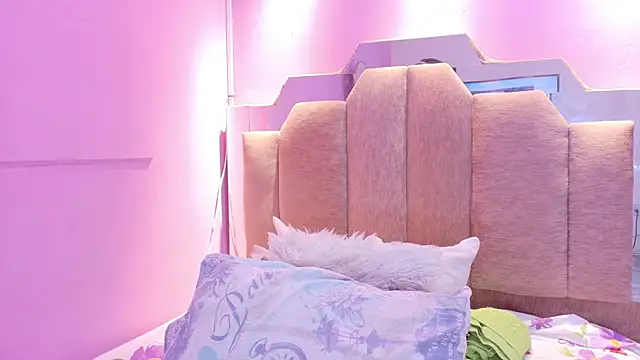 Snapshot of AndreaSweet2 chatting on 28, 2, 2026 AndreaSweet2 online show from 28, 2, 2026