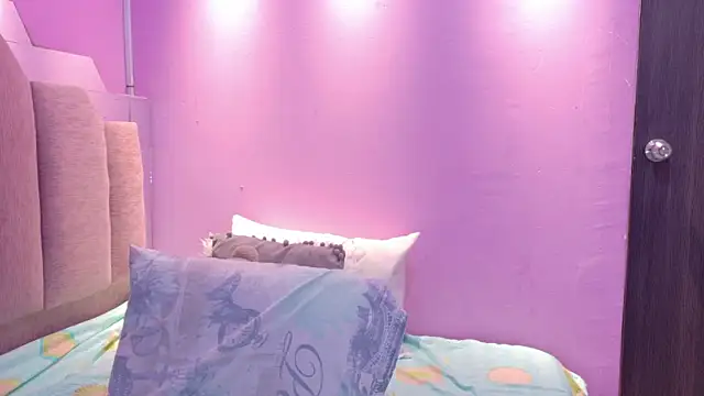 Snapshot of AndreaSweet2 chatting on 1, 7, 2026 AndreaSweet2 online show from 1, 7, 2026