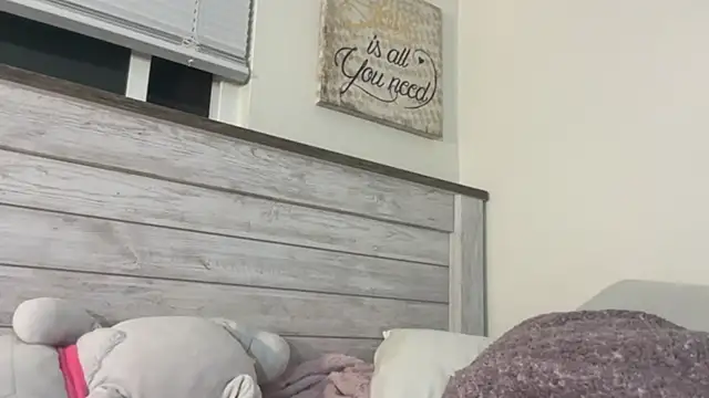 Julietserenity online show from 15, 10, 2025