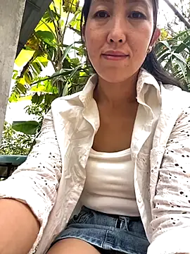 Huong-Ly online show from 17, 10, 2025