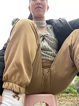 Huong-Ly online show from 23, 12, 2025