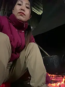 Huong-Ly online show from 3, 2, 2026