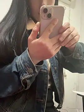 crhong666 online show from 31, 3, 2026