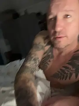 Snapshot of LesAmantsAE2 chatting on 17, 1, 2026 LesAmantsAE2 online show from 17, 1, 2026