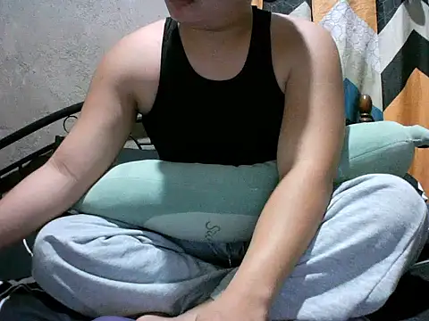 Snapshot of alhex_gay26 chatting on 24, 4, 2026 alhex gay26 online show from 24, 4, 2026