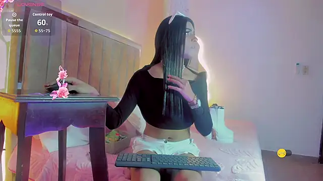 Snapshot of Daniela_sanchezx chatting on 20, 10, 2025 Daniela sanchezx online show from 20, 10, 2025