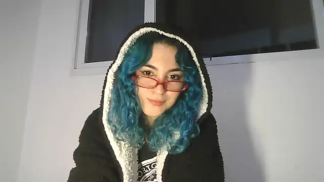 Snapshot of peetitefairy chatting on 25, 5, 2026 peetitefairy online show from 25, 5, 2026