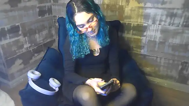 peetitefairy online show from 4, 7, 2026