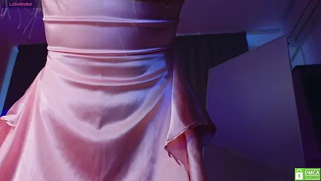 KittenFang online show from 11, 4, 2026