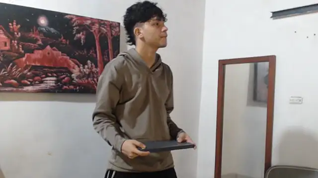 alice julls online show from 24, 10, 2025