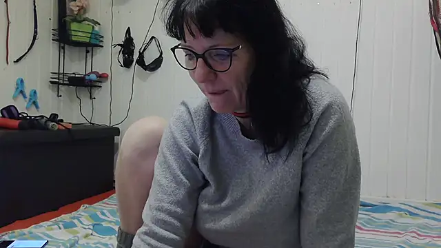 honey47 online show from 23, 11, 2025