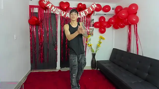 Snapshot of Playhardsex_ chatting on 11, 2, 2026 Playhardsex online show from 11, 2, 2026