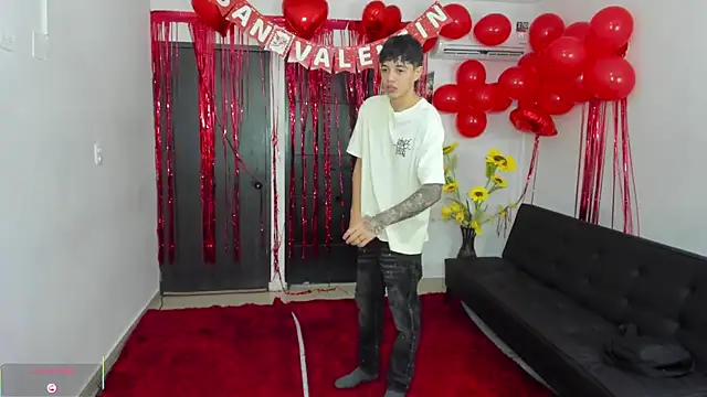 Snapshot of Playhardsex_ chatting on 12, 2, 2026 Playhardsex online show from 12, 2, 2026