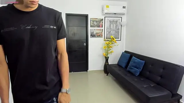 Snapshot of Playhardsex_ chatting on 24, 2, 2026 Playhardsex online show from 24, 2, 2026