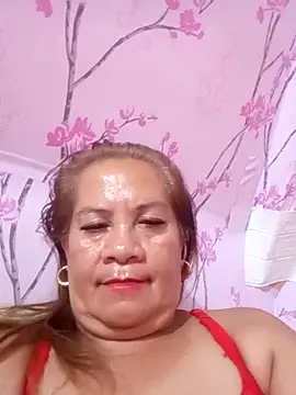 Snapshot of vickyhot1966 chatting on 28, 10, 2025 vickyhot1966 online show from 28, 10, 2025