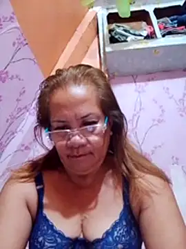 Snapshot of vickyhot1966 chatting on 2, 12, 2025 vickyhot1966 online show from 2, 12, 2025