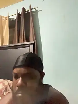 Snapshot of PrettyBudyHead chatting on 8, 4, 2026 PrettyBudyHead online show from 8, 4, 2026