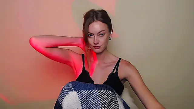 Snapshot of RoxySami_ chatting on 7, 10, 2025 RoxySami online show from 7, 10, 2025