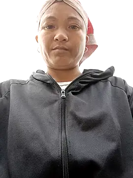 Love-Mama33 online show from 12, 9, 2025