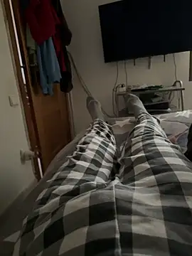 Snapshot of gigolobcn chatting on 17, 12, 2025 gigolobcn online show from 17, 12, 2025