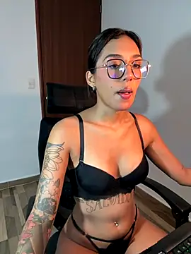 Snapshot of Danicute_ chatting on 9, 9, 2025 Danicute online show from 9, 9, 2025
