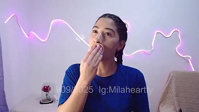 Snapshot of heartty_Milah chatting on 8, 9, 2025 heartty Milah online show from 8, 9, 2025