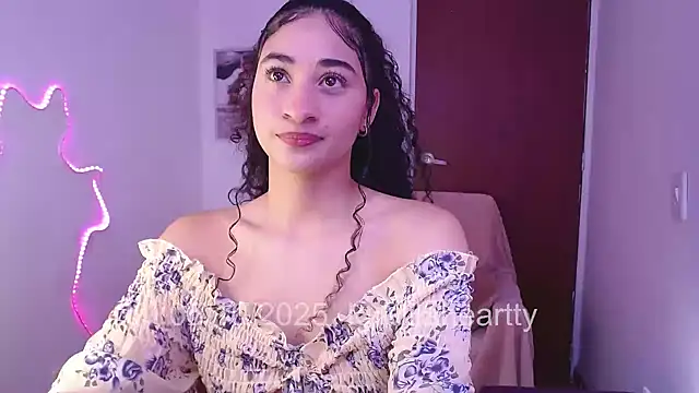 Snapshot of heartty_Milah chatting on 7, 10, 2025 heartty Milah online show from 7, 10, 2025