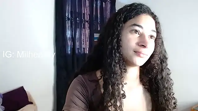 Snapshot of heartty_Milah chatting on 7, 11, 2025 heartty Milah online show from 7, 11, 2025