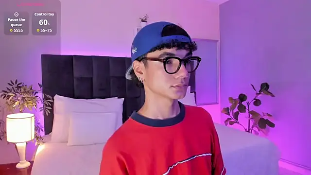 Phillicious   online show from 14, 11, 2025