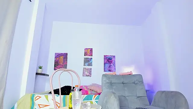 Snapshot of gisele_gigi chatting on 4, 10, 2025 gisele gigi online show from 4, 10, 2025