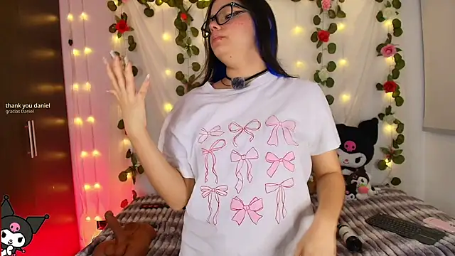 cutee andrea online show from 7, 1, 2026