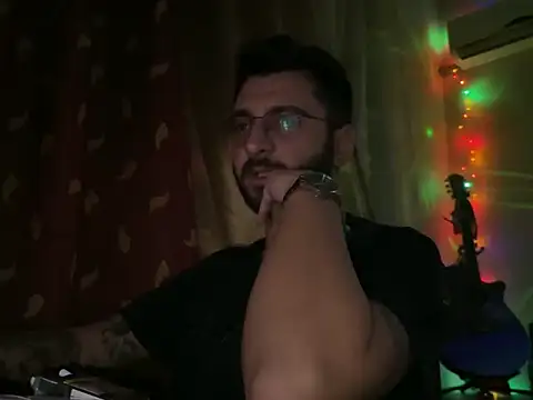 Snapshot of The_Oggy chatting on 14, 1, 2026 The Oggy online show from 14, 1, 2026